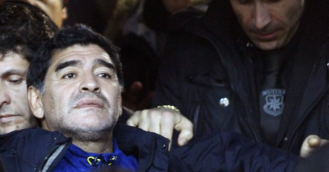 Maradona tacha a Barça y Real Madrid de racistas