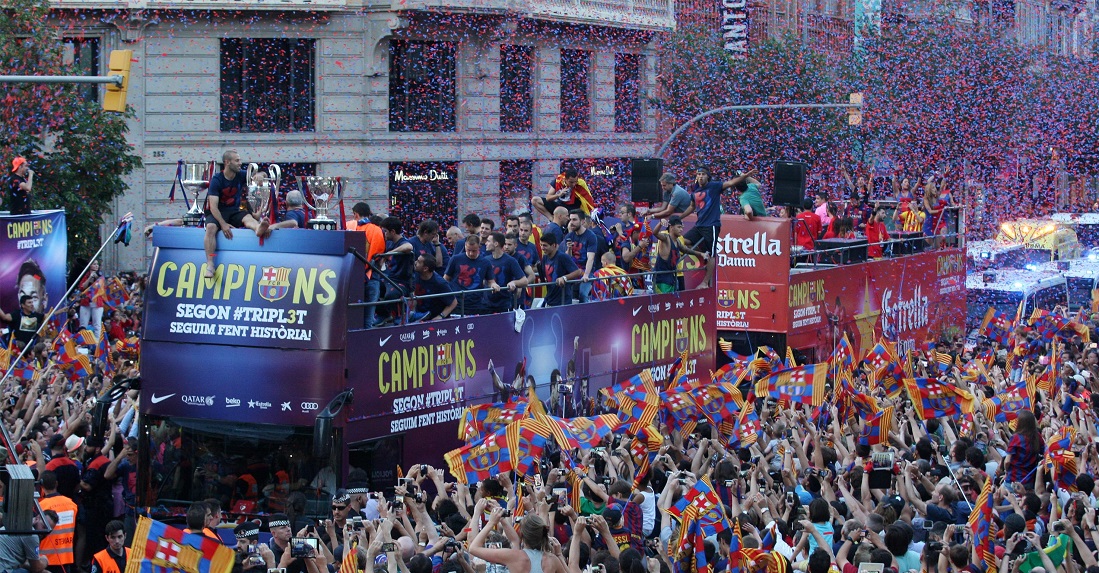Las presiones de los cracks del Barça dejan a la afición sin rúa