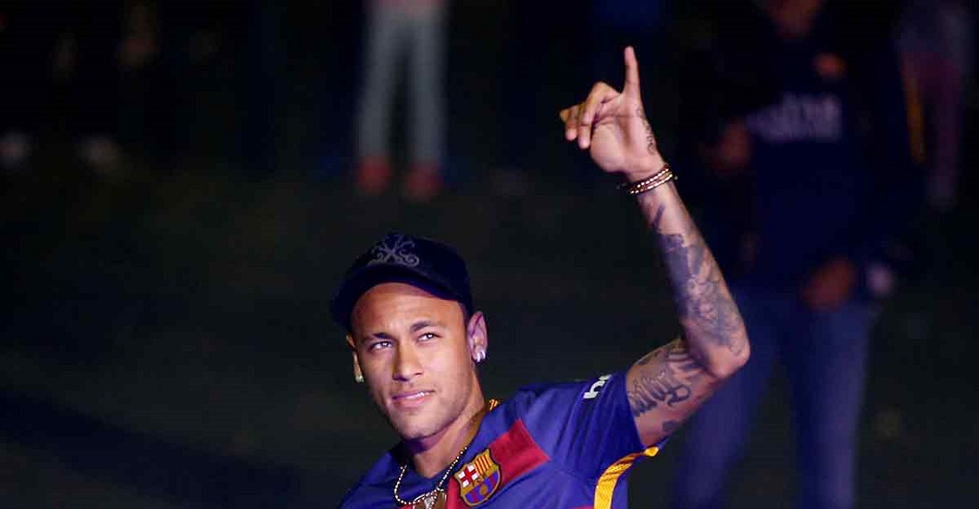 Primer día de vacaciones y primera fiesta de Neymar