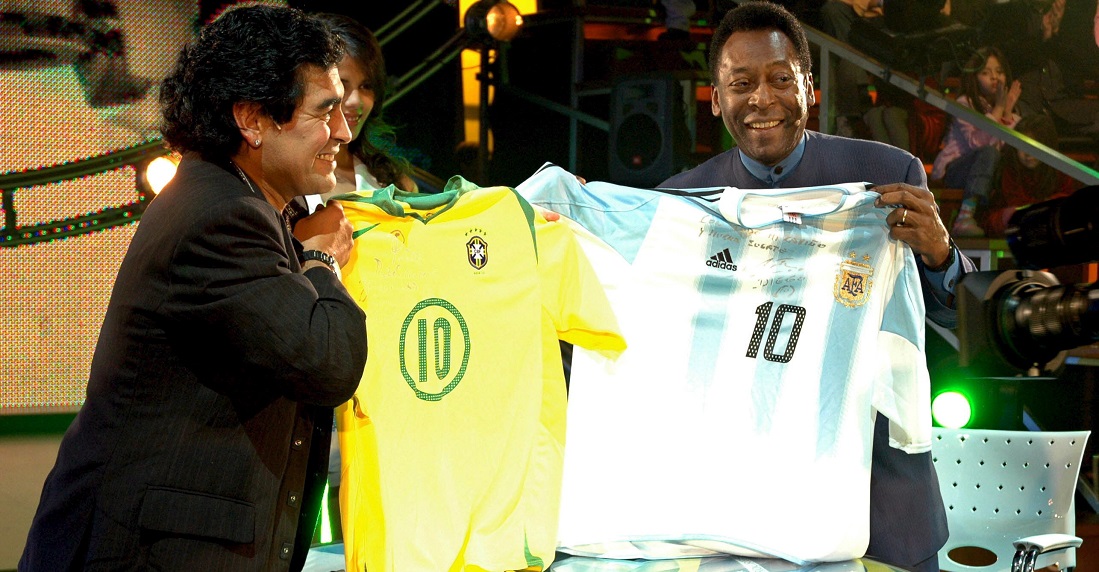 Maradona traiciona a Messi hablando con Pelé