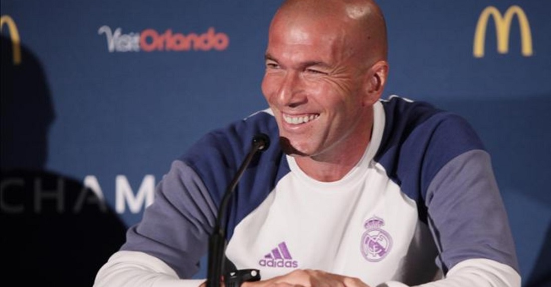 ¡Escándalo! El crack del Barça que hace la pelota a Zidane