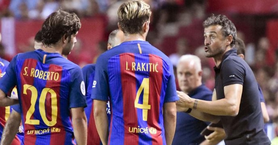 Luis Enrique apuñala a un jugador por la espalda en la Supercopa de España
