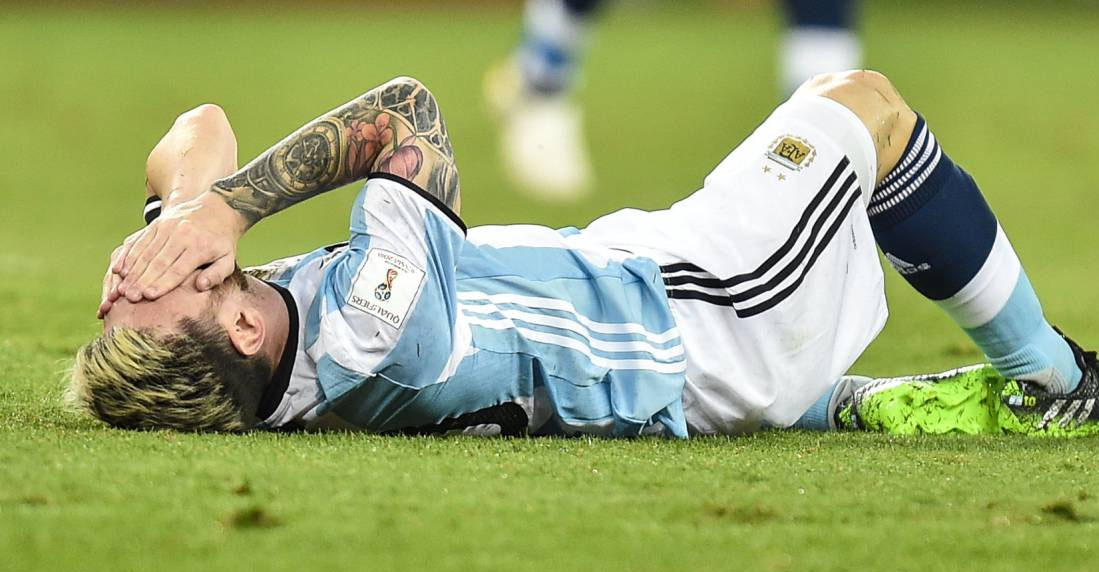 Messi le pone la 'cruz' a uno de sus protegidos en Argentina