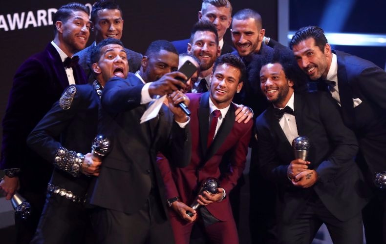 El feo gesto de Messi con Neymar en los premios The Best
