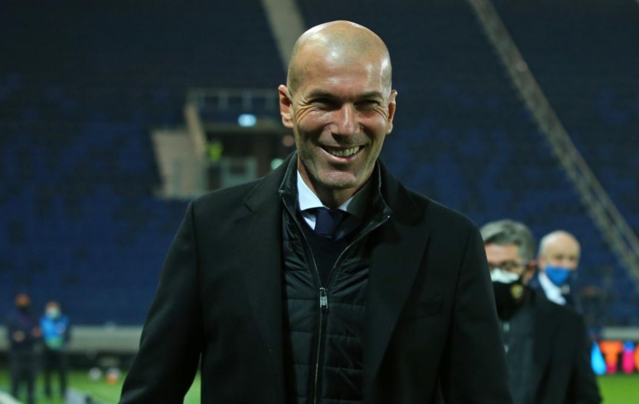 Máxima presión para que Zidane fiche por el PSG