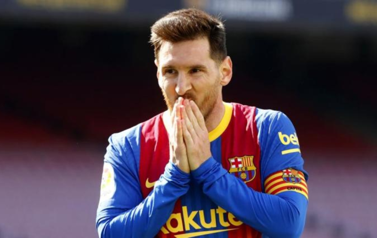 El mayor de los ridículos con Messi: lo dan por renovado...y tienen que borrar la noticia