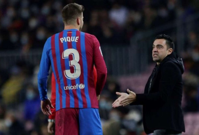 Xavi activa y detona la bomba: echa a Piqué del Barça 