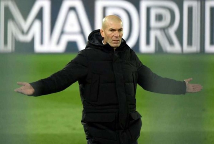 A Al-Khelaïfi y el Emir se les va de las manos: la oferta que le proponen a Zidane es una locura 