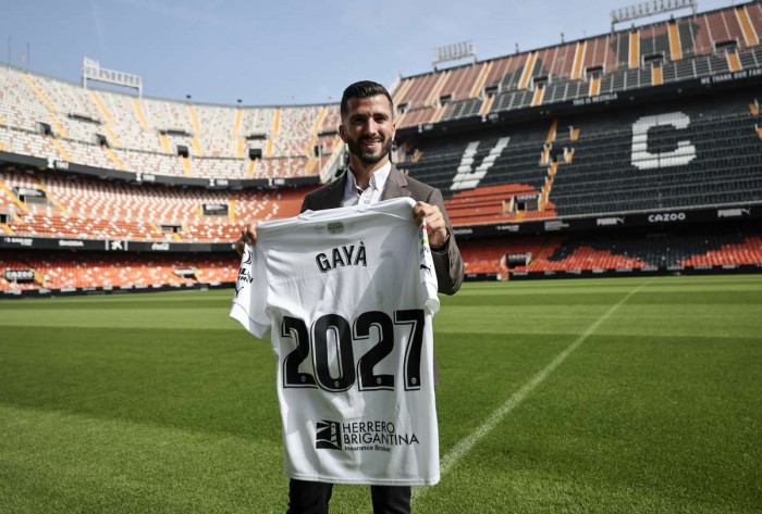 Gayá apuñala públicamente a Laporta y al Barça: ha hecho lo que tanto temían tras renovar con el Valencia