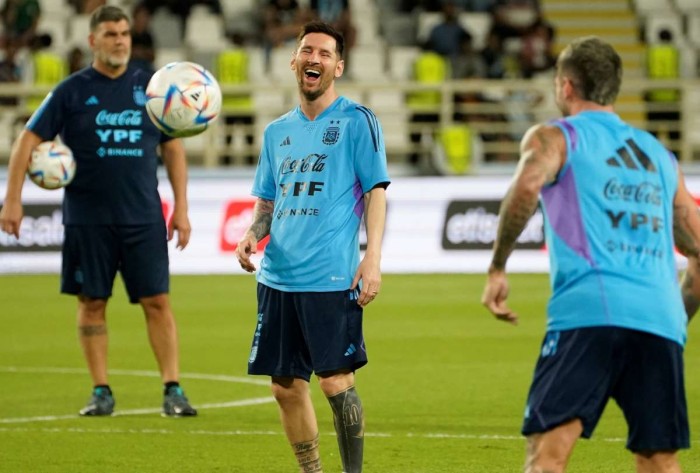 Messi hará que Laporta y Xavi se bajen los pantalones públicamente