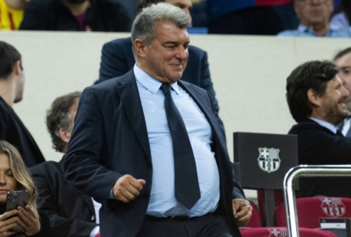 Nuevo ridiculé del Barça: pagan para llevárselo ya y se lo quitan en la cara