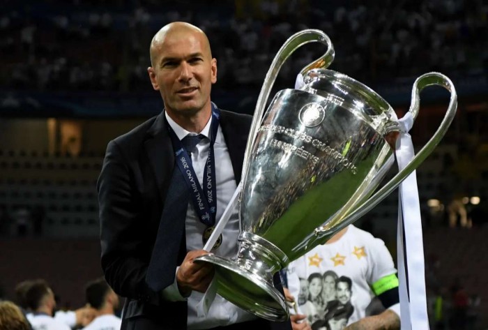 Bombazo con Zidane: una llamada clave para sus planes de futuro