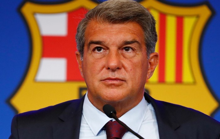 El Barça planea despedir a un montón de gente del club